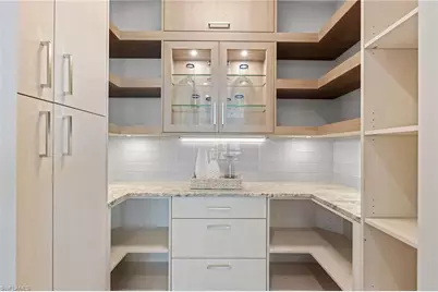 121 Barefoot Cir #16, Bonita Springs, FL 34134 - Photo 5