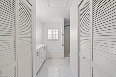 7780 Scarlet Ct, Naples, FL 34104 - Photo 19