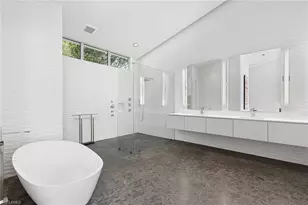 2211 Southwinds Dr, Naples, FL 34102 - Photo 27