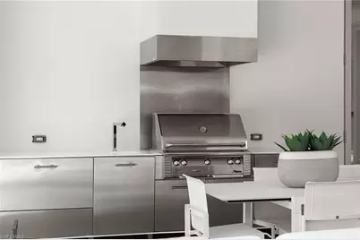 2211 South Winds Dr, Naples, FL 34102 - Photo 33