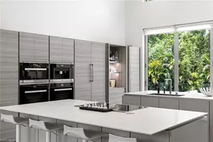 2211 Southwinds Dr, Naples, FL 34102 - Photo 17