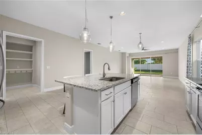 3292 Pilot Cir, Naples, FL 34120 - Photo 9