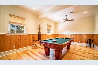 725 W Lake Dr, Naples, FL 34102 - Photo 29