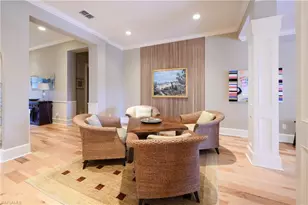 725 W Lake Dr, Naples, FL 34102 - Photo 7