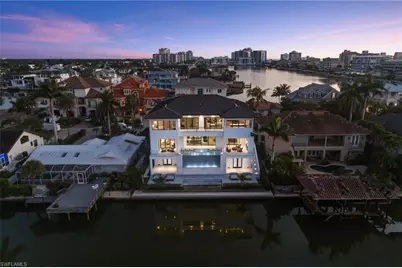 223 Bayview Ave, Naples, FL 34108 - Photo 3