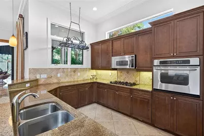 16838 Cabreo Dr, Naples, FL 34110 - Photo 11