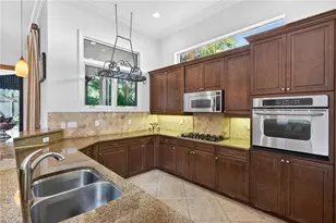 16838 Cabreo Dr, Naples, FL 34110 - Photo 11