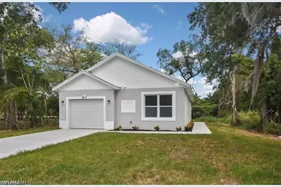 26350 Coventry Ln #352, Bonita Springs, FL 34135 - Photo 1