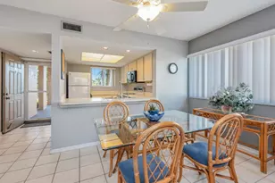 893 Collier Ct, Marco Island, FL 34145 - Photo 7