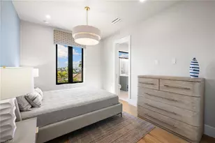 256 Tradewinds Ave, Naples, FL 34108 - Photo 39