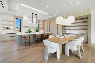 256 Trade Winds Ave, Naples, FL 34108 - Photo 9