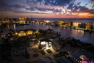 256 Tradewinds Ave, Naples, FL 34108 - Photo 45