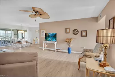 1251 Broadwater Dr, Fort Myers, FL 33919 - Photo 5