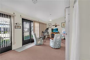 1251 Broadwater Dr, Fort Myers, FL 33919 - Photo 15