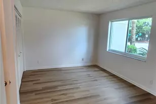 20 Bobolink Ct, Naples, FL 34105 - Photo 9