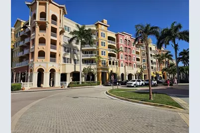 18001 Bluewater Dr, Naples, FL 34114 - Photo 13