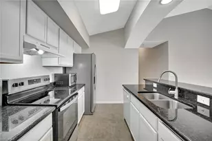 7965 Preserve Cir, Naples, FL 34119 - Photo 3