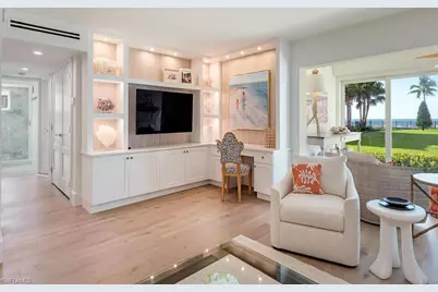 2401 Gulf Shore Blvd N #11, Naples, FL 34103 - Photo 5