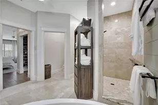2540 Talon Ct, Naples, FL 34105 - Photo 19