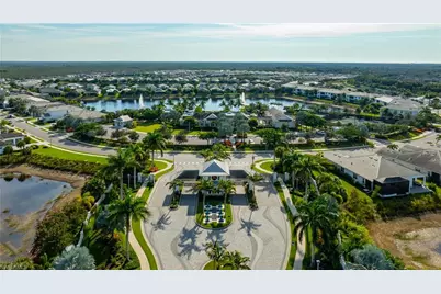 8999 Redonda Dr, Naples, FL 34114 - Photo 13