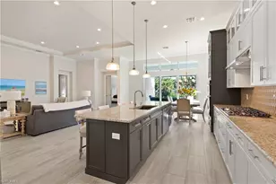 8999 Redonda Dr, Naples, FL 34114 - Photo 23
