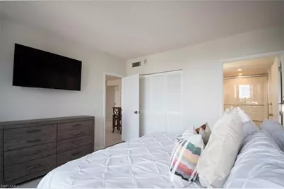 140 Seaview Ct #304S, Marco Island, FL 34145 - Photo 11