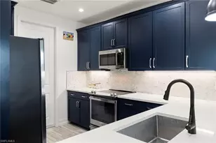 7480 Rockefeller Dr, Naples, FL 34119 - Photo 9