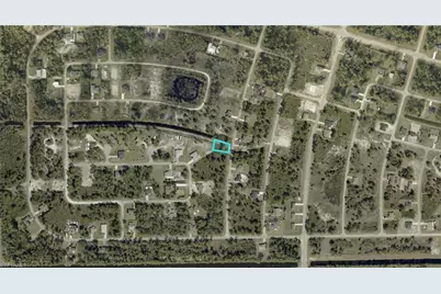 624 Summit Ave S, Lehigh Acres, FL 33974 - Photo 3