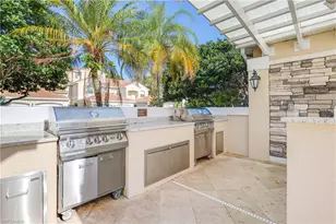 8415 Excalibur Cir, Naples, FL 34108 - Photo 25