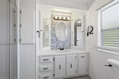 181 Sugarloaf Ln, Naples, FL 34114 - Photo 17