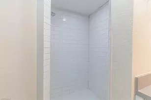 910 SW 9th Ave, Cape Coral, FL 33991 - Photo 19