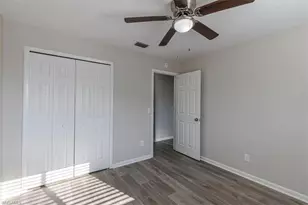 740 SW 5th St, Cape Coral, FL 33991 - Photo 11