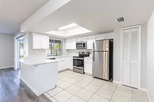 713 SE 35th St, Cape Coral, FL 33904 - Photo 11