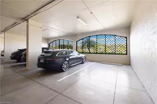 1400 Gulf Shore Blvd N, Naples, FL 34102 - Photo 29