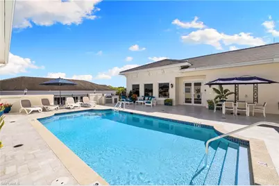 1400 Gulf Shore Blvd N #201, Naples, FL 34102 - Photo 9