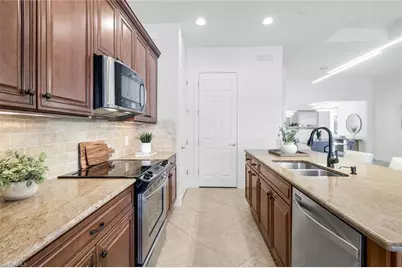 9103 Graphite Cir, Naples, FL 34120 - Photo 15