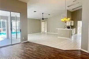 7786 Scarlet Ct, Naples, FL 34104 - Photo 3