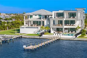 793 San Carlos Dr, Fort Myers Beach, FL 33931 - Photo 3