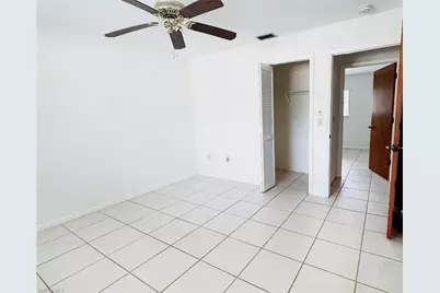 699 110th Ave N #Unit B, Naples, FL 34108 - Photo 17