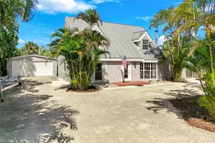 27269 Gasparilla Dr, Bonita Springs, FL 34135 - Photo 27