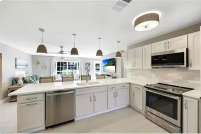 27269 Gasparilla Dr, Bonita Springs, FL 34135 - Photo 3