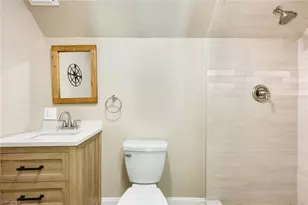 27269 Gasparilla Dr, Bonita Springs, FL 34135 - Photo 19