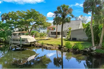 27269 Gasparilla Dr, Bonita Springs, FL 34135 - Photo 23