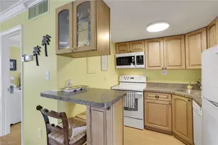 780 10th Ave S, Naples, FL 34102 - Photo 9