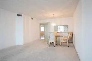 7800 Emerald Cir, Naples, FL 34109 - Photo 7