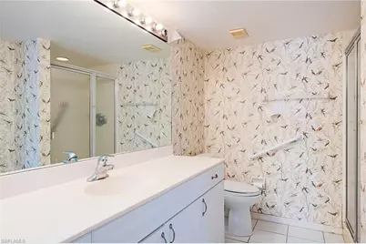 7800 Emerald Cir #B102, Naples, FL 34109 - Photo 11