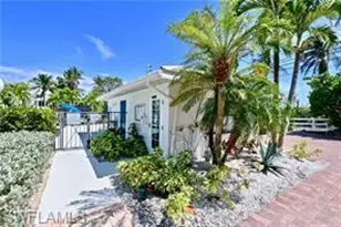 5220 Bonita Beach Rd SW, Bonita Springs, FL 34134 - Photo 15