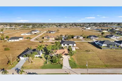 1505 NW 33rd Pl, Cape Coral, FL 33993 - Photo 37