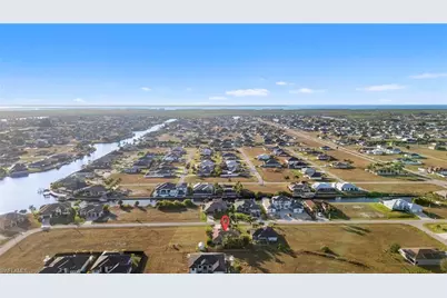 1505 NW 33rd Pl, Cape Coral, FL 33993 - Photo 45