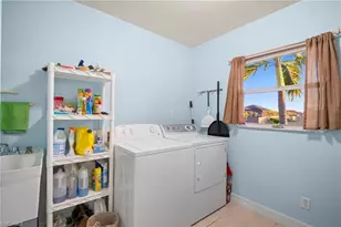 1505 NW 33rd Pl, Cape Coral, FL 33993 - Photo 27